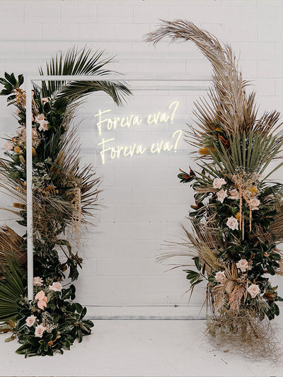 Foreva eva? Foreva eva? - Neon Rental
